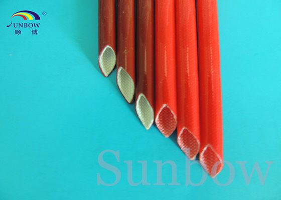 China Rubber de glasvezel van het rode Kleuren het hittebestendige silicone sleeving op hoge temperatuur leverancier